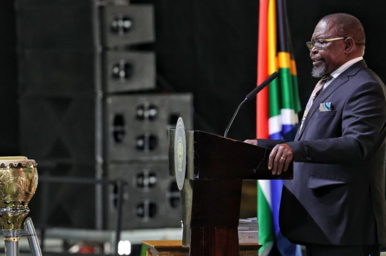 South African Rand Strengthens Ahead of 2026 Budget Presentation